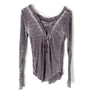 Chaser | Ribbed Long Sleeve Tee Laced Up Back. Shirt Tail Tee. Size Small.